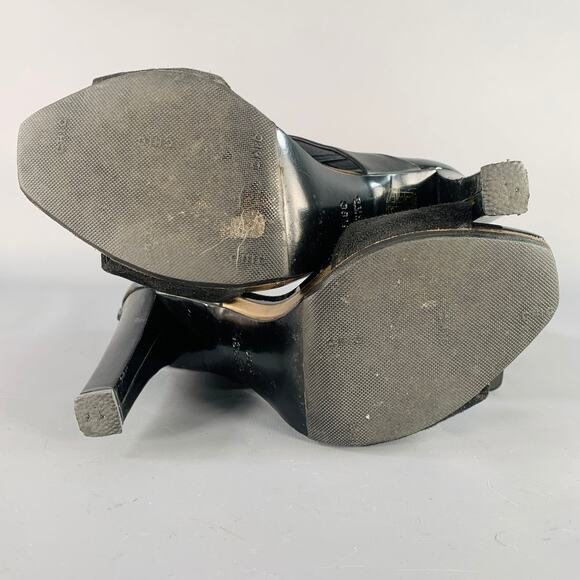 GUCCI Size 8.5 Black Gold Suede Patent Leather Ankle Sandals - Picture 6 of 11